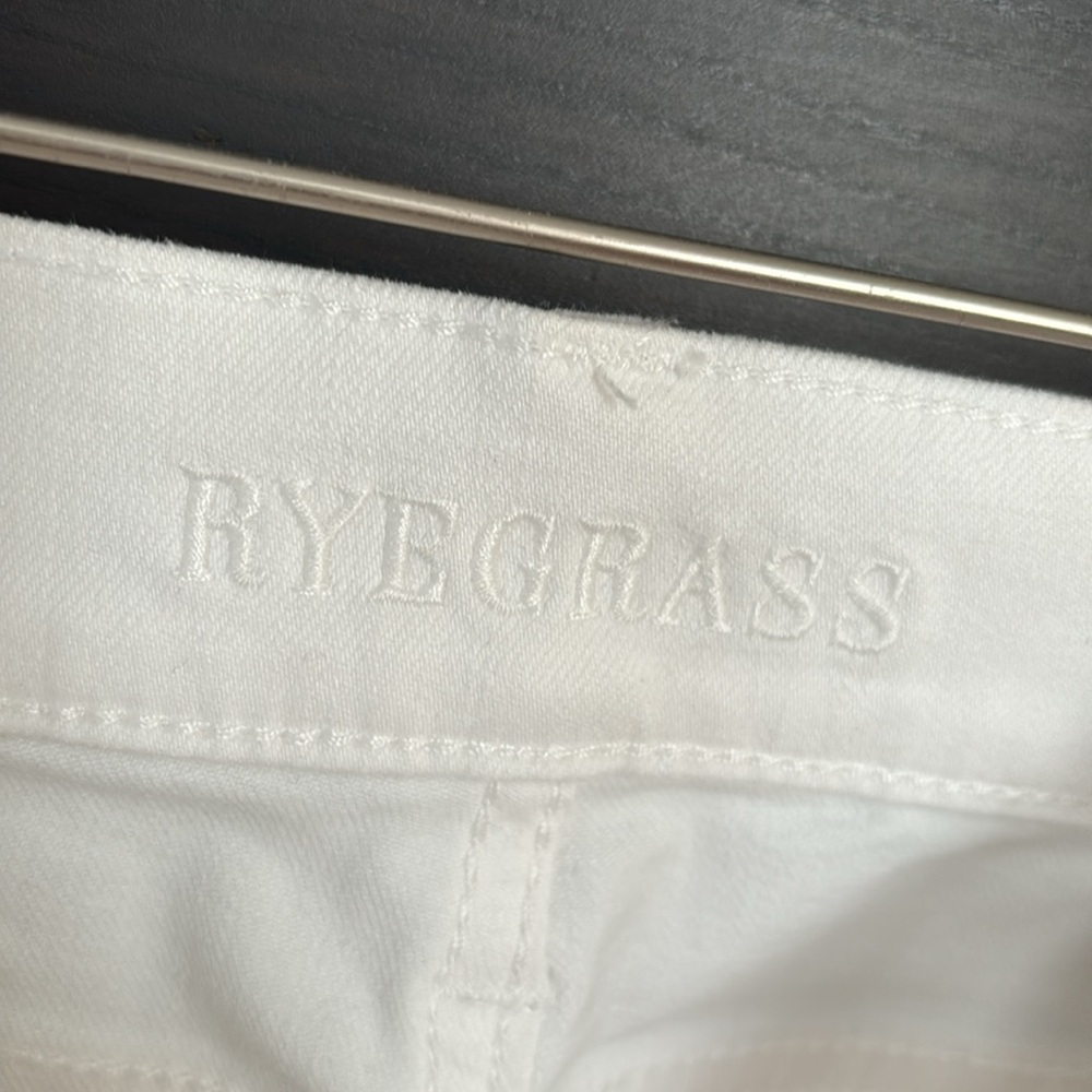 Ryegrass Women's High Waisted Semi Flare White Jeans - Picture 7 of 15